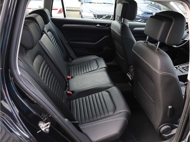 Volkswagen passat variant gte 1.4 tsi phev 218pk automaat 2021 - afbeelding 16 van  31