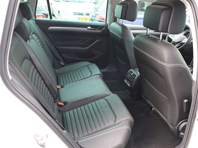 Volkswagen passat variant gte 1.4 tsi phev 218pk automaat 2021 - afbeelding 21 van  27