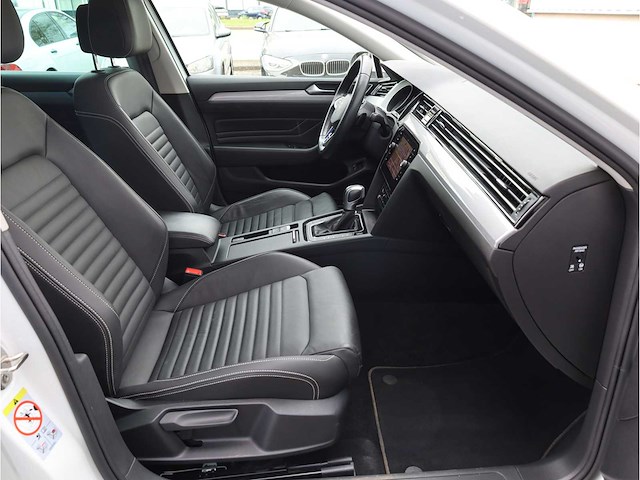 Volkswagen passat variant gte 1.4 tsi phev 218pk automaat 2021 - afbeelding 14 van  20