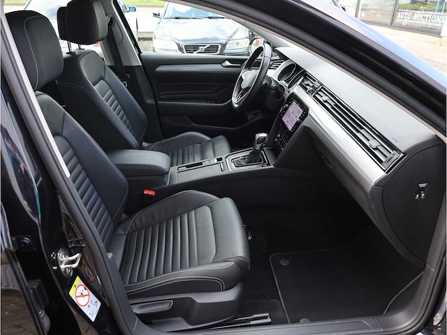 Volkswagen passat variant gte 1.4 tsi phev 218pk automaat 2021 - afbeelding 19 van  31