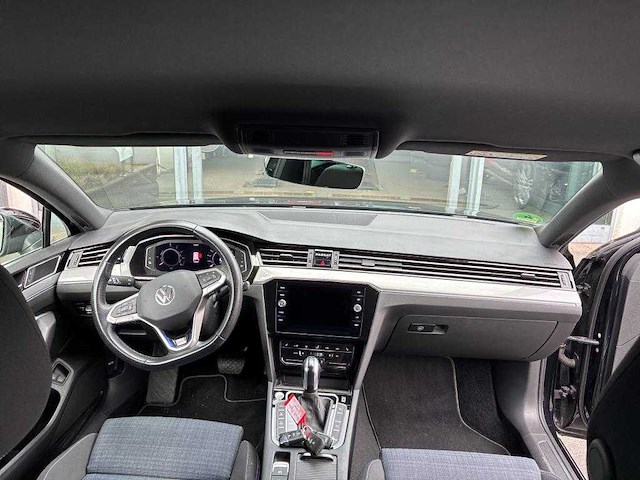 Volkswagen passat variant gte 1.4 tsi phev 218pk automaat 2021 - afbeelding 17 van  23