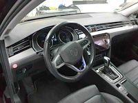 Volkswagen passat variant gte 1.4 tsi phev 218pk automaat 2021 - afbeelding 13 van  17