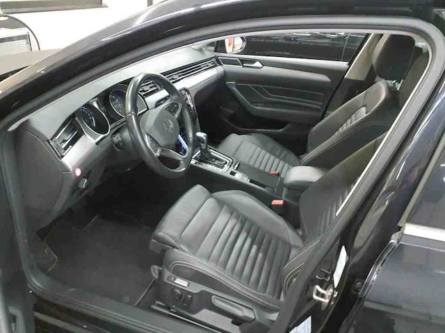Volkswagen passat variant gte 1.4 tsi phev 218pk automaat 2021 - afbeelding 14 van  17