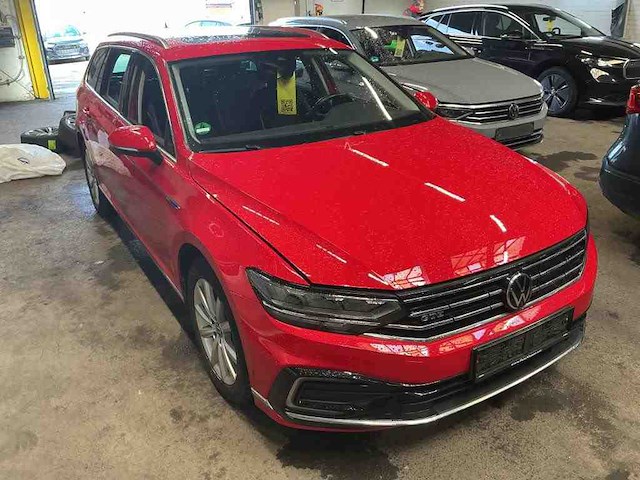 Volkswagen passat variant gte 1.4 tsi phev 218pk automaat 2021 - afbeelding 10 van  12