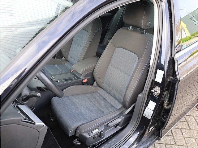 Volkswagen passat variant gte 1.4 tsi phev 218pk automaat 2021 - afbeelding 3 van  36