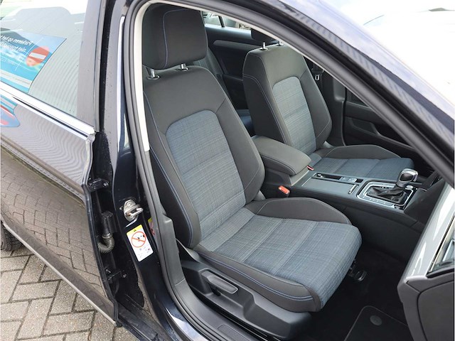 Volkswagen passat variant gte 1.4 tsi phev 218pk automaat 2021 - afbeelding 20 van  36