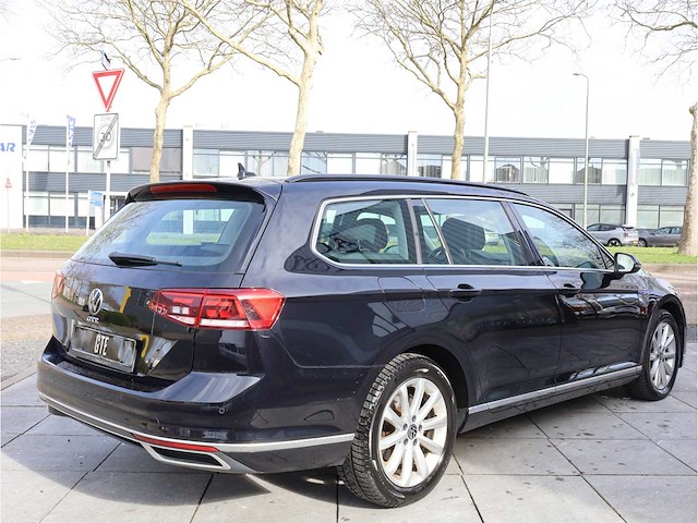 Volkswagen passat variant gte 1.4 tsi phev 218pk automaat 2021 - afbeelding 33 van  36
