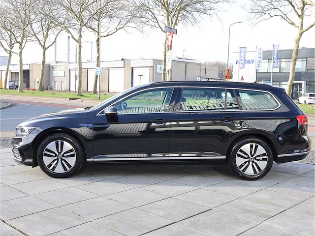 Volkswagen passat variant gte 1.4 tsi phev 218pk automaat 2021 - afbeelding 12 van  33