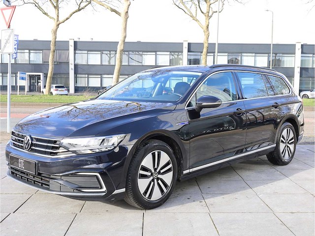 Volkswagen passat variant gte 1.4 tsi phev 218pk automaat 2021 - afbeelding 33 van  33