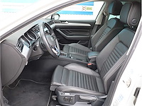 Volkswagen passat variant gte 1.4 tsi phev 218pk automaat 2021 - afbeelding 31 van  38