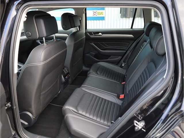 Volkswagen passat variant gte 1.4 tsi phev 218pk automaat 2021 - afbeelding 17 van  33
