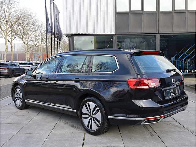 Volkswagen passat variant gte 1.4 tsi phev 218pk automaat 2021 - afbeelding 18 van  33