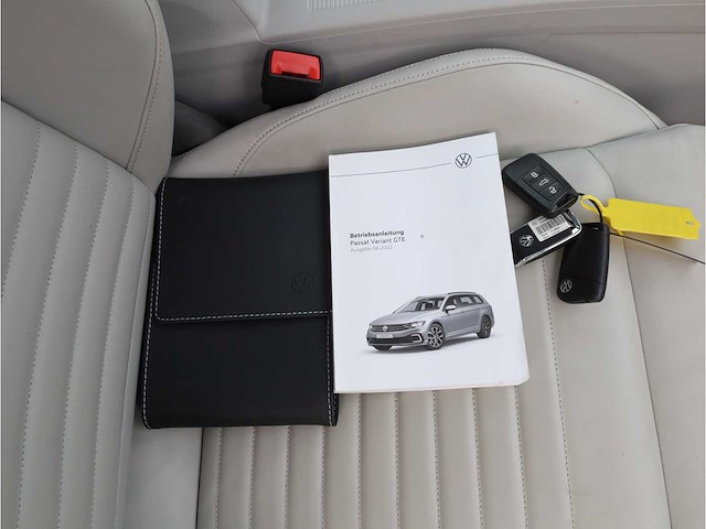 Volkswagen passat variant gte 1.4 tsi phev 218pk automaat 2022 - afbeelding 36 van  47