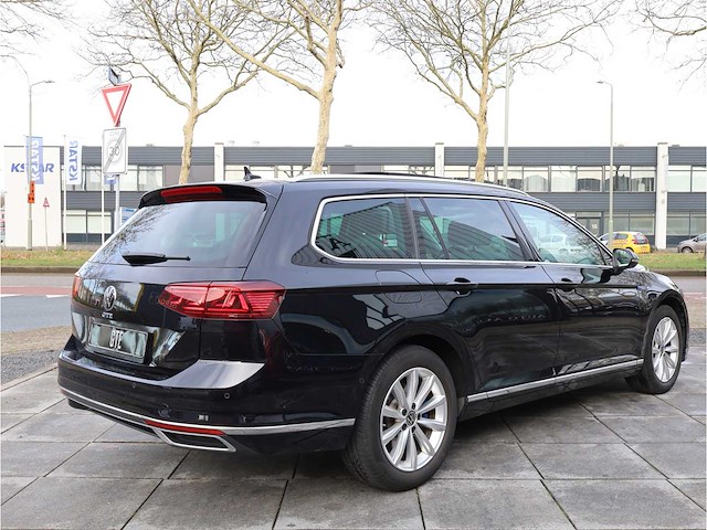 Volkswagen passat variant gte 1.4 tsi phev 218pk automaat 2022 - afbeelding 45 van  47