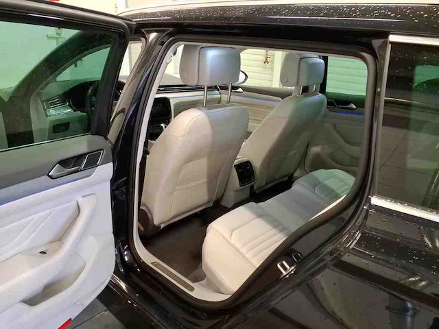 Volkswagen passat variant gte 1.4 tsi phev 218pk automaat 2022 - afbeelding 17 van  19