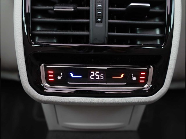 Volkswagen passat variant gte 1.4 tsi phev 218pk automaat 2022 - afbeelding 33 van  47