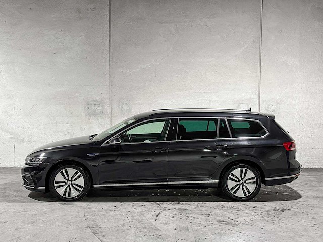 Volkswagen passat variant gte 1.4 tsi phev business 218pk 2021, gxt-93-x - afbeelding 8 van  44