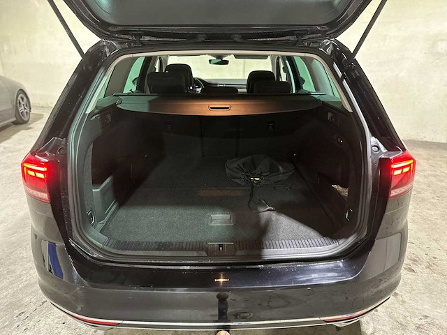 Volkswagen passat variant gte 1.4 tsi phev business 218pk 2021, gxt-93-x - afbeelding 33 van  44