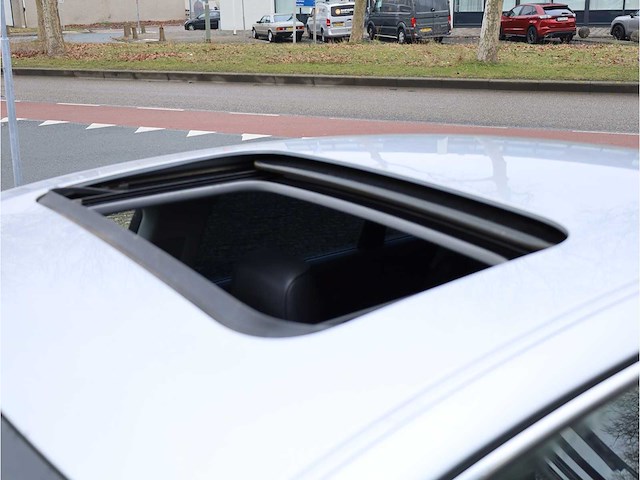 Volkswagen phaeton 4.2 v8 5p automaat 2005, z-611-jx - afbeelding 2 van  46