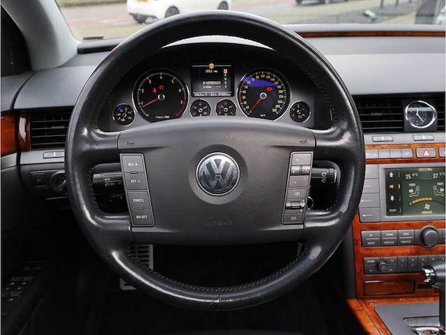 Volkswagen phaeton 4.2 v8 5p automaat 2005, z-611-jx - afbeelding 8 van  46