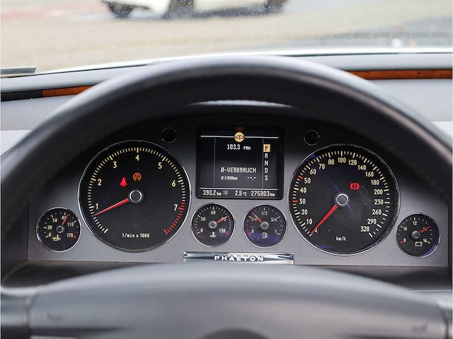 Volkswagen phaeton 4.2 v8 5p automaat 2005, z-611-jx - afbeelding 9 van  46