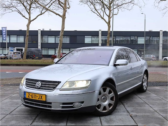 Volkswagen phaeton 4.2 v8 5p automaat 2005, z-611-jx - afbeelding 1 van  46