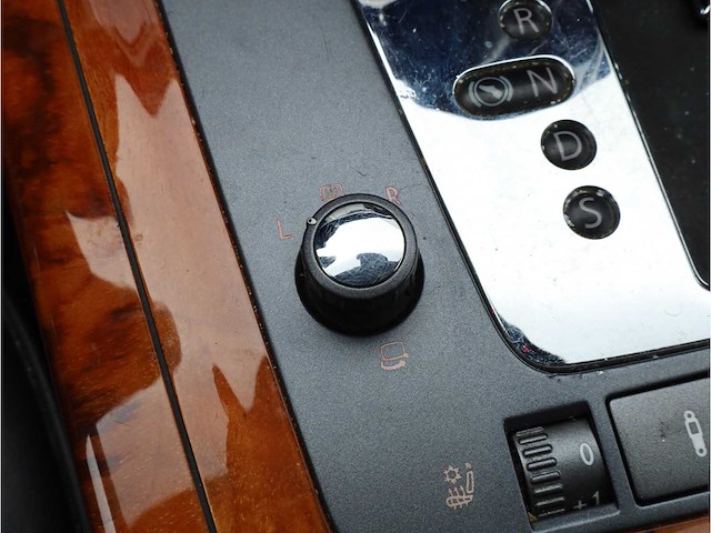 Volkswagen phaeton 4.2 v8 5p automaat 2005, z-611-jx - afbeelding 26 van  46