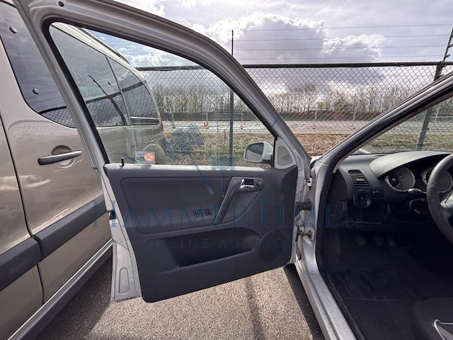 Volkswagen polo 1 2i trendline, 2000 - afbeelding 29 van  30