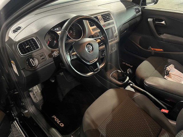 Volkswagen polo 1.0 bluem. edition, nb-745-g - afbeelding 2 van  19
