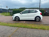 Volkswagen polo 1.0 bluemotion edition 2017 | nf-045-f i - afbeelding 2 van  8
