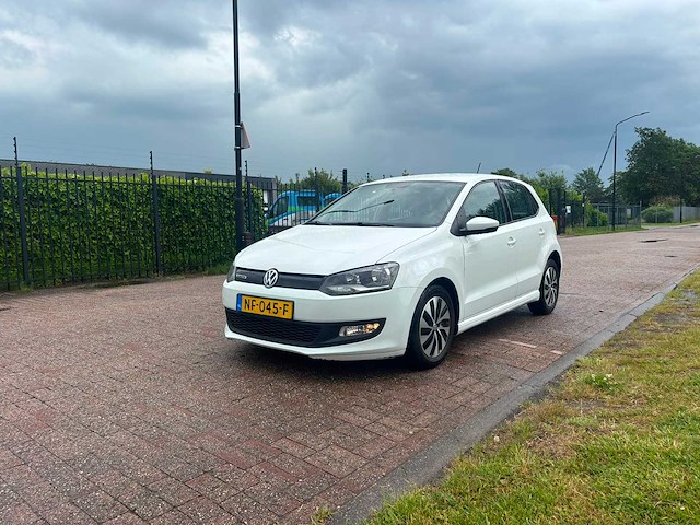 Volkswagen polo 1.0 bluemotion edition 2017 | nf-045-f i - afbeelding 1 van  8