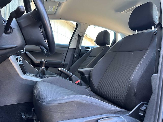 Volkswagen polo 1.0 tsi beats 95pk 2018 (origineel-nl), sv-303-s - afbeelding 24 van  55
