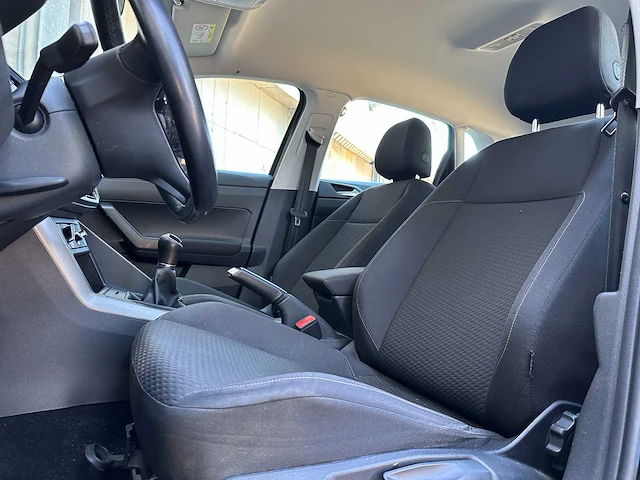Volkswagen polo 1.0 tsi beats 95pk 2018 (origineel-nl), sv-303-s - afbeelding 25 van  57