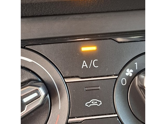 Volkswagen, polo, 1.0 tsi comfortline, 2019 - afbeelding 38 van  53