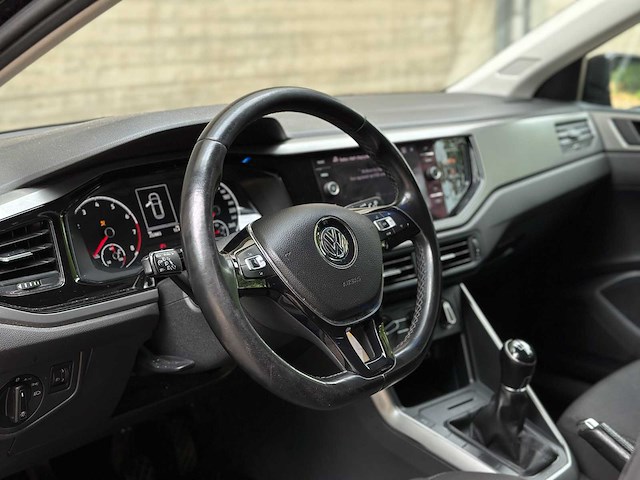 Volkswagen polo 1.0 tsi highline 94pk 2019, h-260-fr - afbeelding 3 van  11