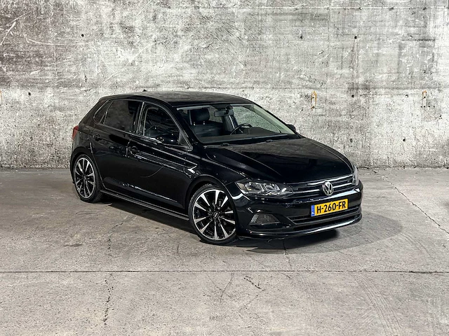 Volkswagen polo 1.0 tsi highline 94pk 2019, h-260-fr - afbeelding 50 van  53