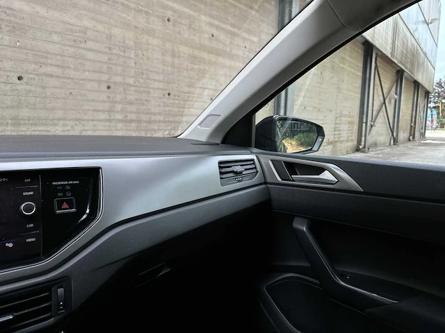 Volkswagen polo 1.0 tsi highline 94pk 2019, h-260-fr - afbeelding 13 van  53