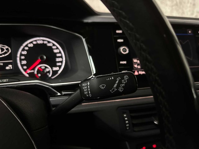 Volkswagen polo 1.0 tsi highline 95pk 2018, rz-845-r - afbeelding 23 van  38