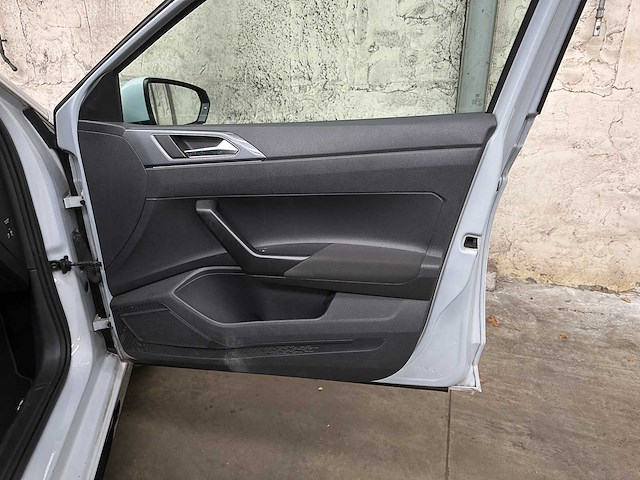 Volkswagen polo 1.0 tsi highline 95pk 2018, rz-845-r - afbeelding 35 van  38