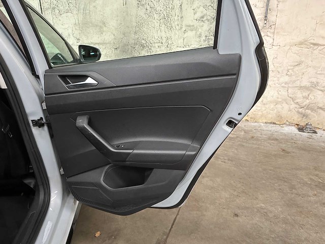 Volkswagen polo 1.0 tsi highline 95pk 2018, rz-845-r - afbeelding 27 van  38