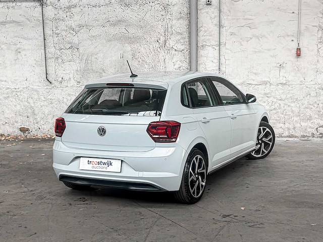 Volkswagen polo 1.0 tsi highline 95pk 2018, rz-845-r - afbeelding 2 van  29