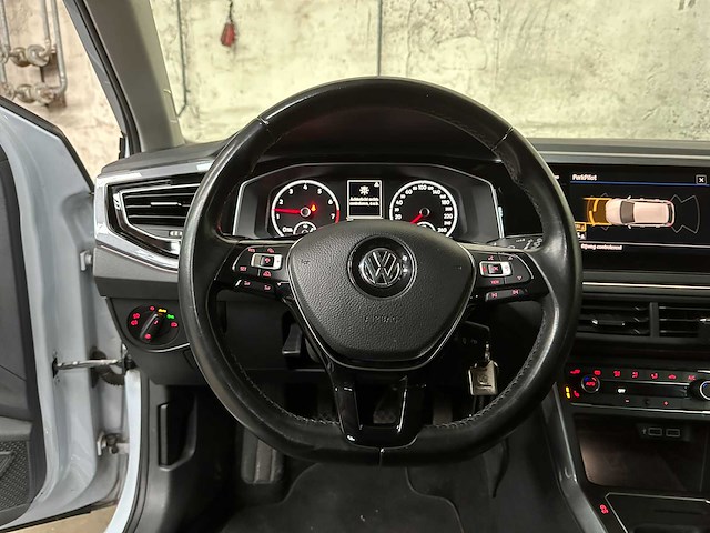 Volkswagen polo 1.0 tsi highline 95pk 2018, rz-845-r - afbeelding 7 van  29