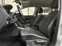 Volkswagen polo 1.0 tsi highline 95pk 2018, rz-845-r - afbeelding 22 van  38