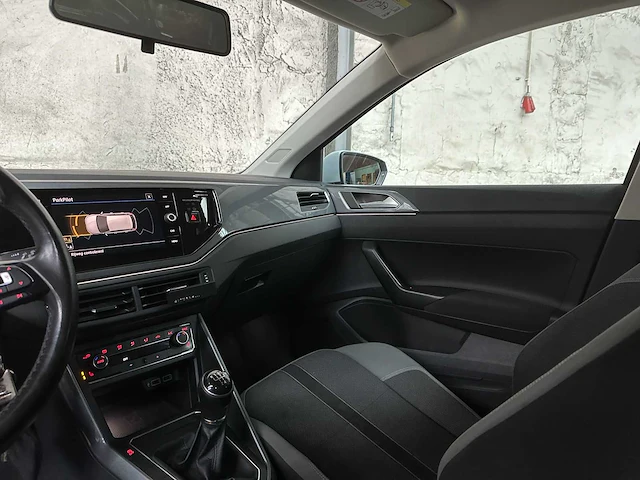 Volkswagen polo 1.0 tsi highline 95pk 2018, rz-845-r - afbeelding 10 van  38