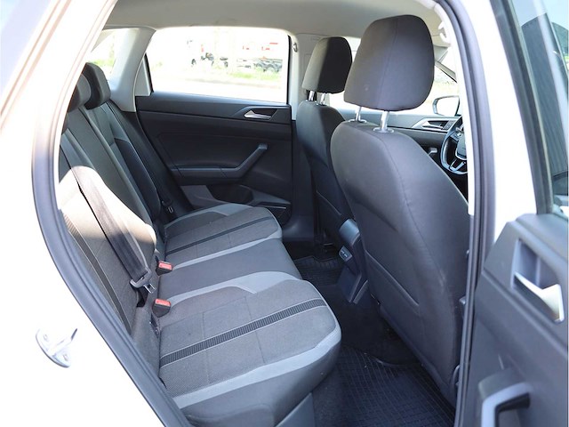 Volkswagen polo 1.0 tsi highline 95pk 2021 - afbeelding 17 van  31