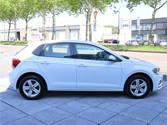 Volkswagen polo 1.0 tsi highline 95pk 2021 - afbeelding 28 van  31