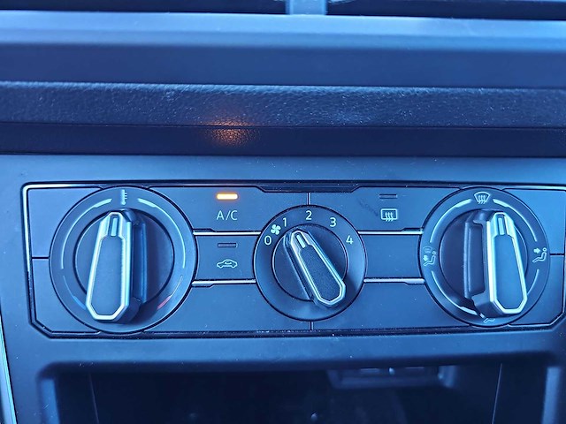 Volkswagen polo 1.0 tsi life 2022 | p-881-pv - afbeelding 10 van  19