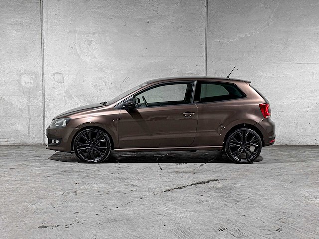 Volkswagen polo 1.2-12v bluemotion comfortline 68pk 2011, sn-396-h - afbeelding 6 van  34