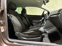 Volkswagen polo 1.2-12v bluemotion comfortline 68pk 2011, sn-396-h - afbeelding 22 van  25