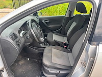 Volkswagen polo 1.2-12v bluemotion comfortline | 9-tkx-40 i - afbeelding 2 van  11